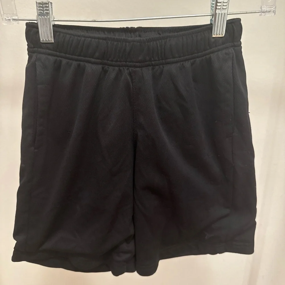 Old Navy Boys Athletic Basketball Shorts Size 8 Black